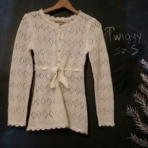 🔥 TWIGGY Hot Special: Beautiful Twiggy Sweater ❤️